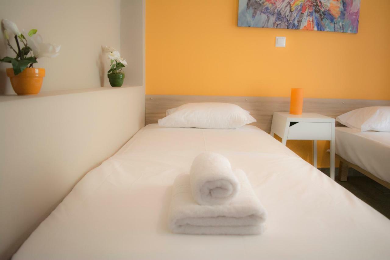 Chic And Minimal Apartment Close To Thissio Metro Atenas Exterior foto